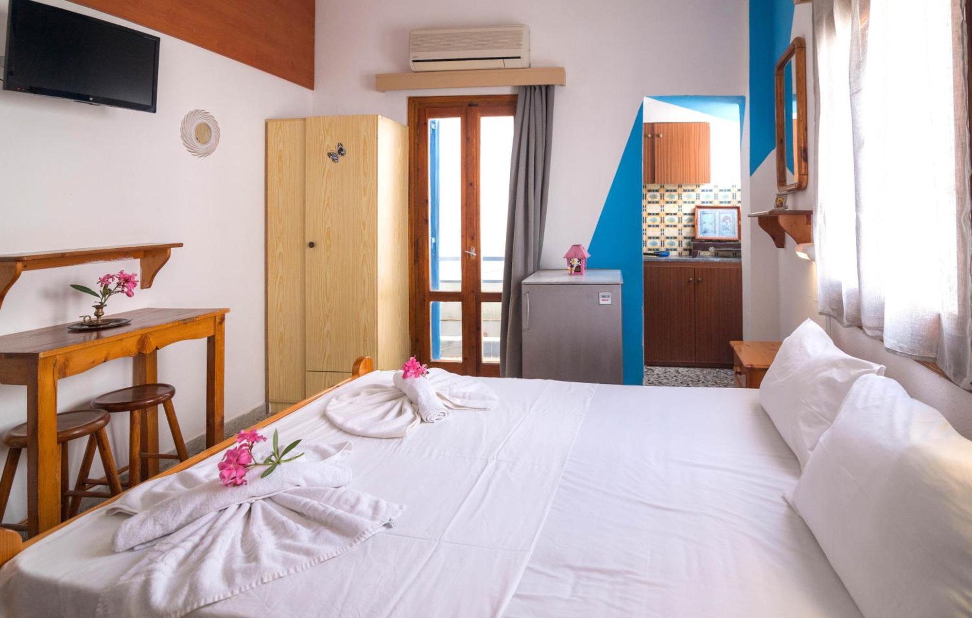 Minoa Sea Rooms Tsoútsouros Dış mekan fotoğraf