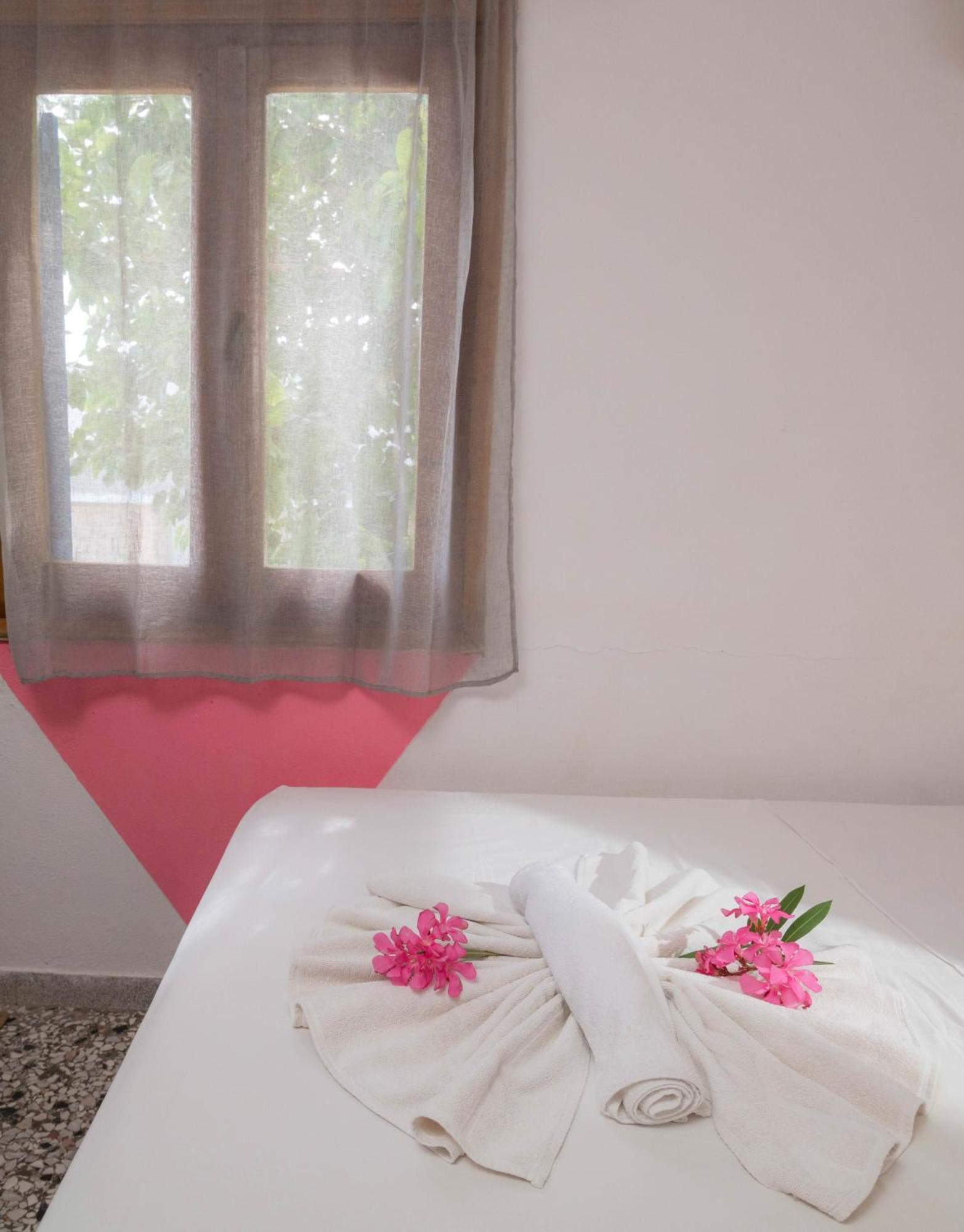 Minoa Sea Rooms Tsoútsouros Dış mekan fotoğraf