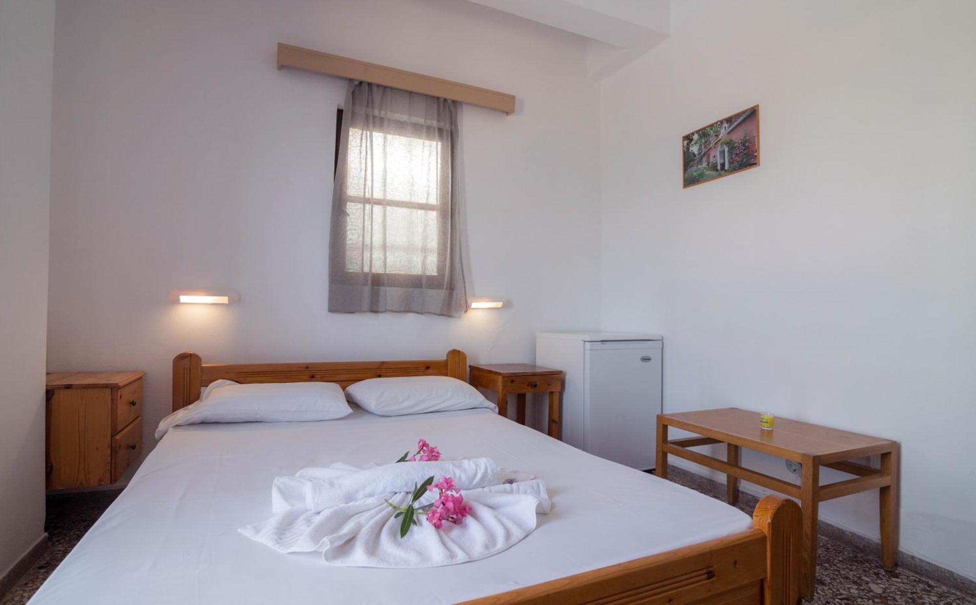 Minoa Sea Rooms Tsoútsouros Dış mekan fotoğraf